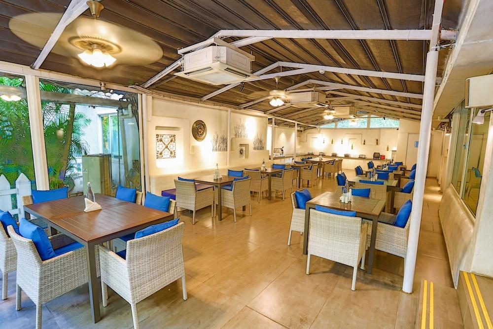 Azzure By Spree Hotel Calangute Ngoại thất bức ảnh